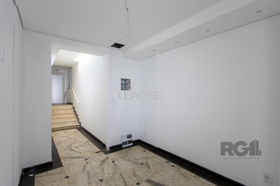 Casa para alugar com 3 quartos, 282m² - Foto 45
