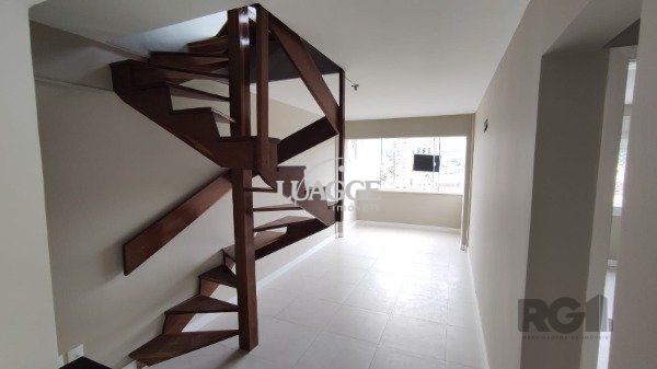Apartamento à venda com 2 quartos, 106m² - Foto 2