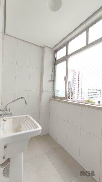 Apartamento à venda com 2 quartos, 106m² - Foto 5