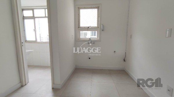 Apartamento à venda com 2 quartos, 106m² - Foto 4