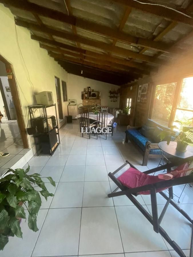 Casa à venda com 2 quartos, 77m² - Foto 9