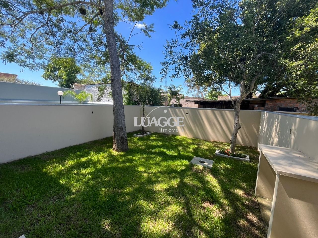 Casa à venda com 3 quartos, 70m² - Foto 13