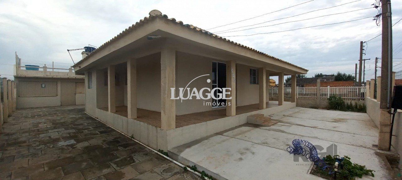 Casa à venda com 5 quartos, 227m² - Foto 2