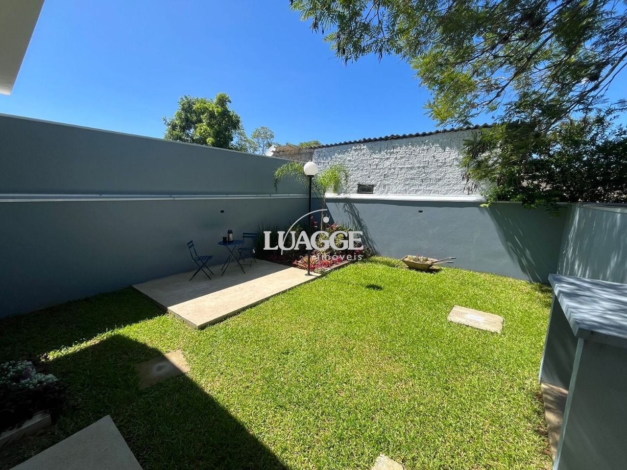 Casa à venda com 3 quartos, 70m² - Foto 14