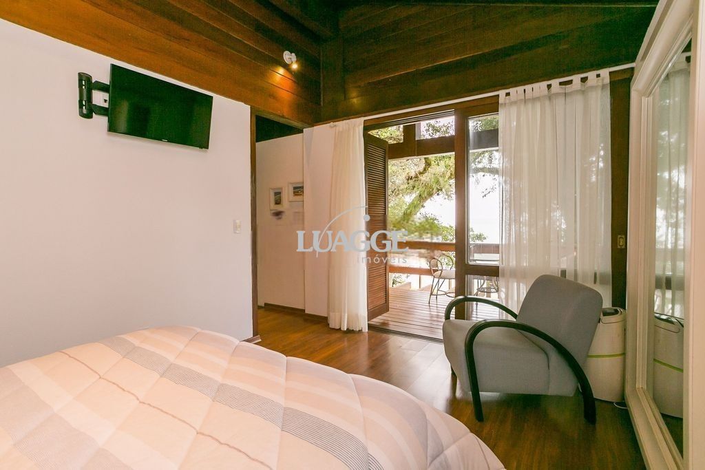 Chácara à venda com 5 quartos, 482m² - Foto 14