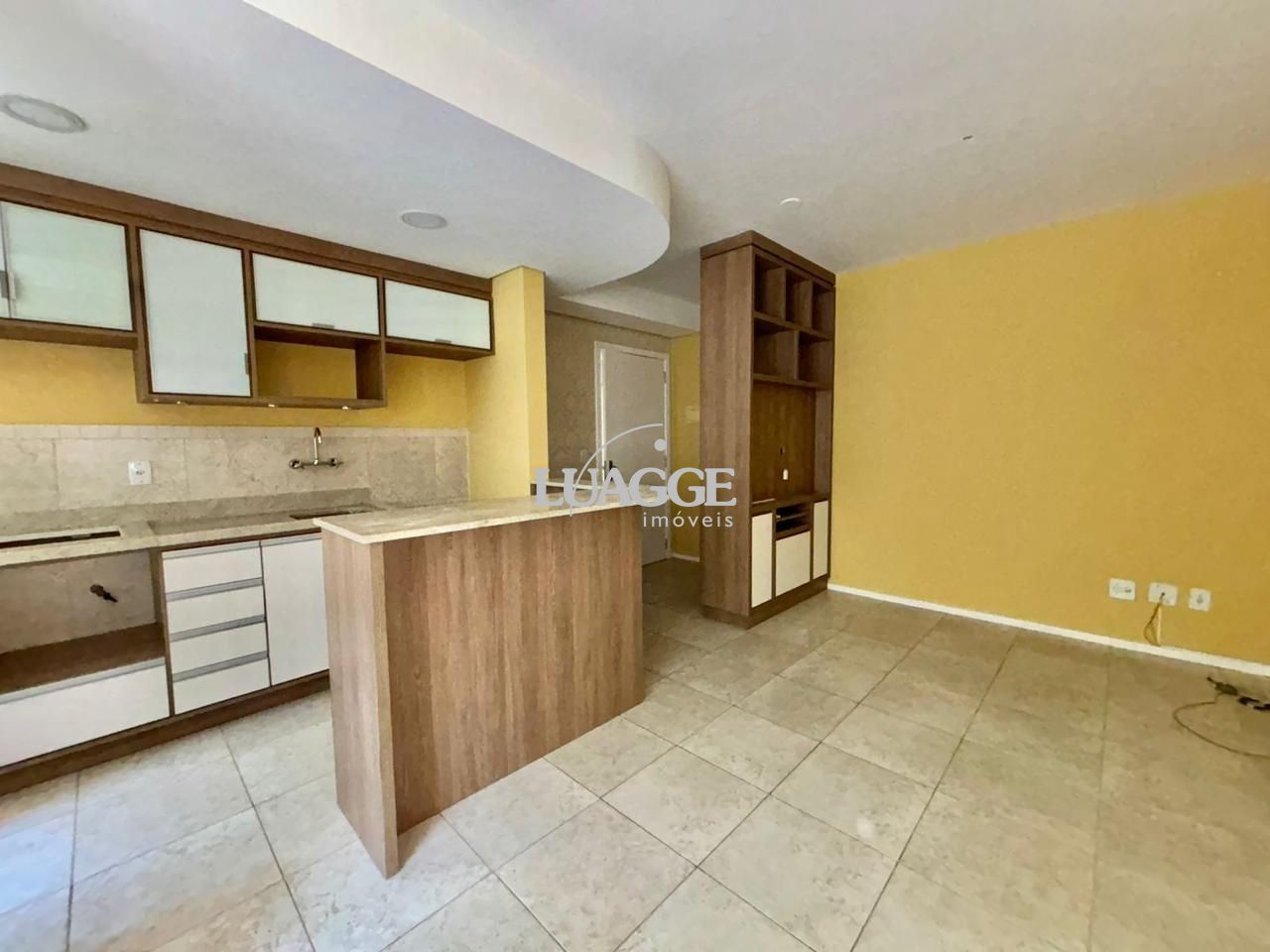 Apartamento à venda com 2 quartos, 57m² - Foto 1