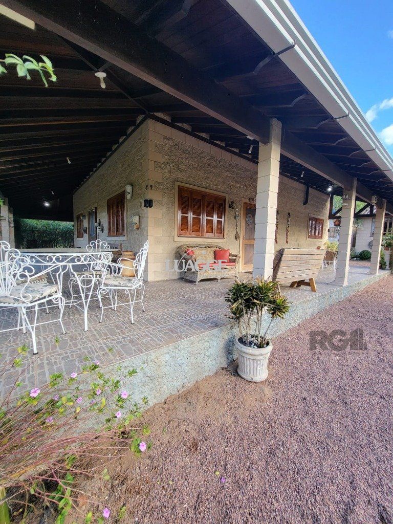 Casa de Condomínio à venda com 4 quartos, 232m² - Foto 52
