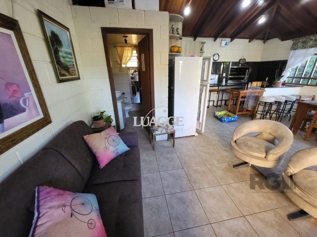 Casa de Condomínio à venda com 4 quartos, 232m² - Foto 18