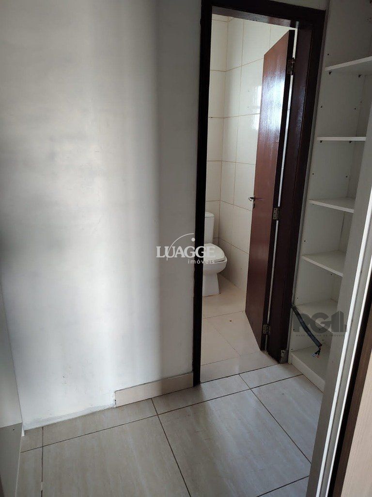 Casa à venda com 3 quartos, 370m² - Foto 7