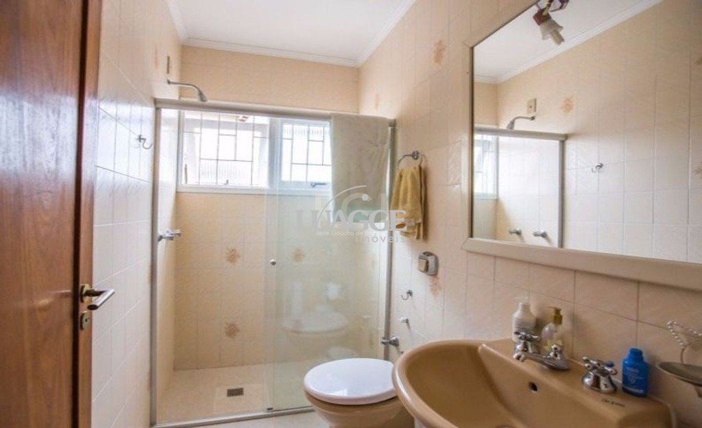 Casa à venda com 3 quartos, 311m² - Foto 8