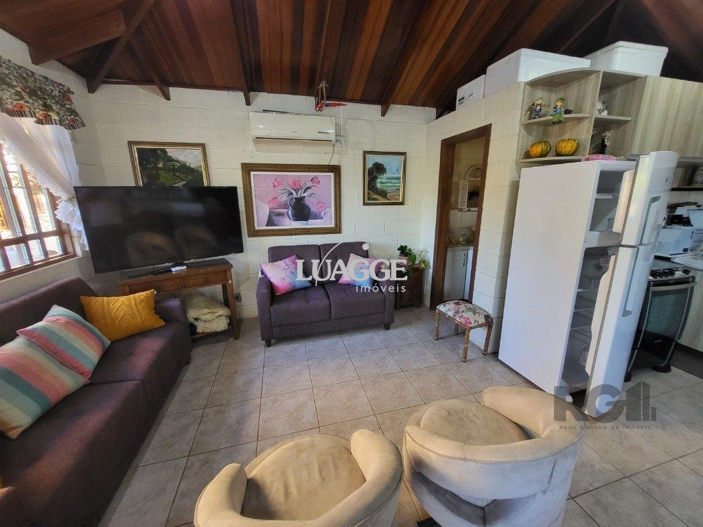 Casa de Condomínio à venda com 4 quartos, 232m² - Foto 6