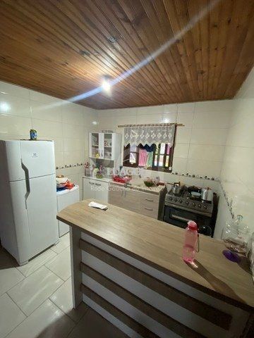 Casa à venda com 3 quartos, 93m² - Foto 4