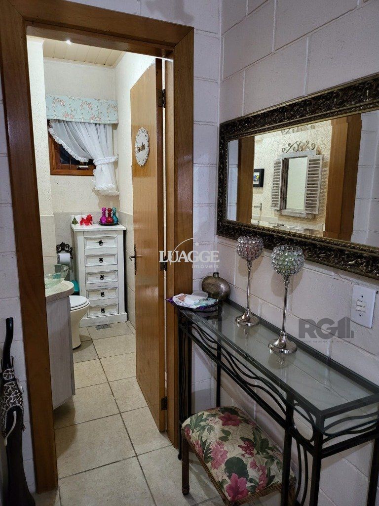 Casa de Condomínio à venda com 4 quartos, 232m² - Foto 5