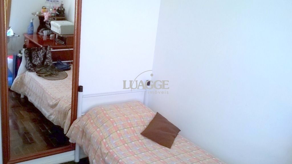 Casa à venda com 3 quartos, 100m² - Foto 19
