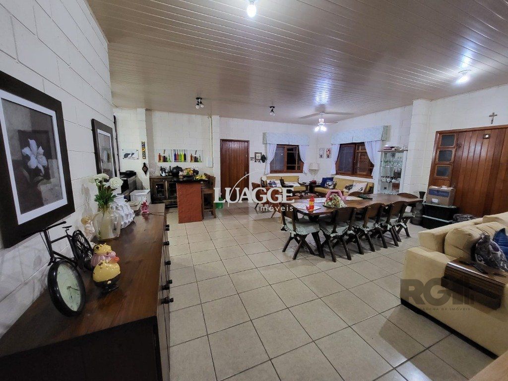 Casa de Condomínio à venda com 4 quartos, 232m² - Foto 57