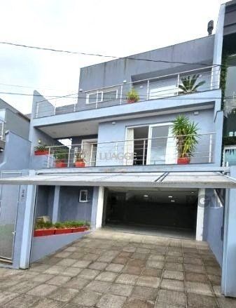 Casa de Condomínio à venda com 4 quartos, 286m² - Foto 1