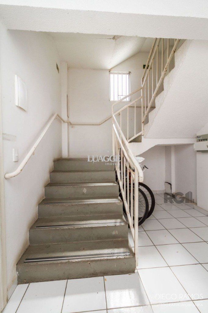 Apartamento à venda com 2 quartos, 40m² - Foto 18