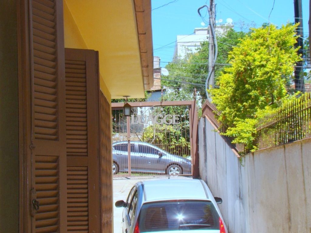 Casa à venda com 3 quartos, 100m² - Foto 3