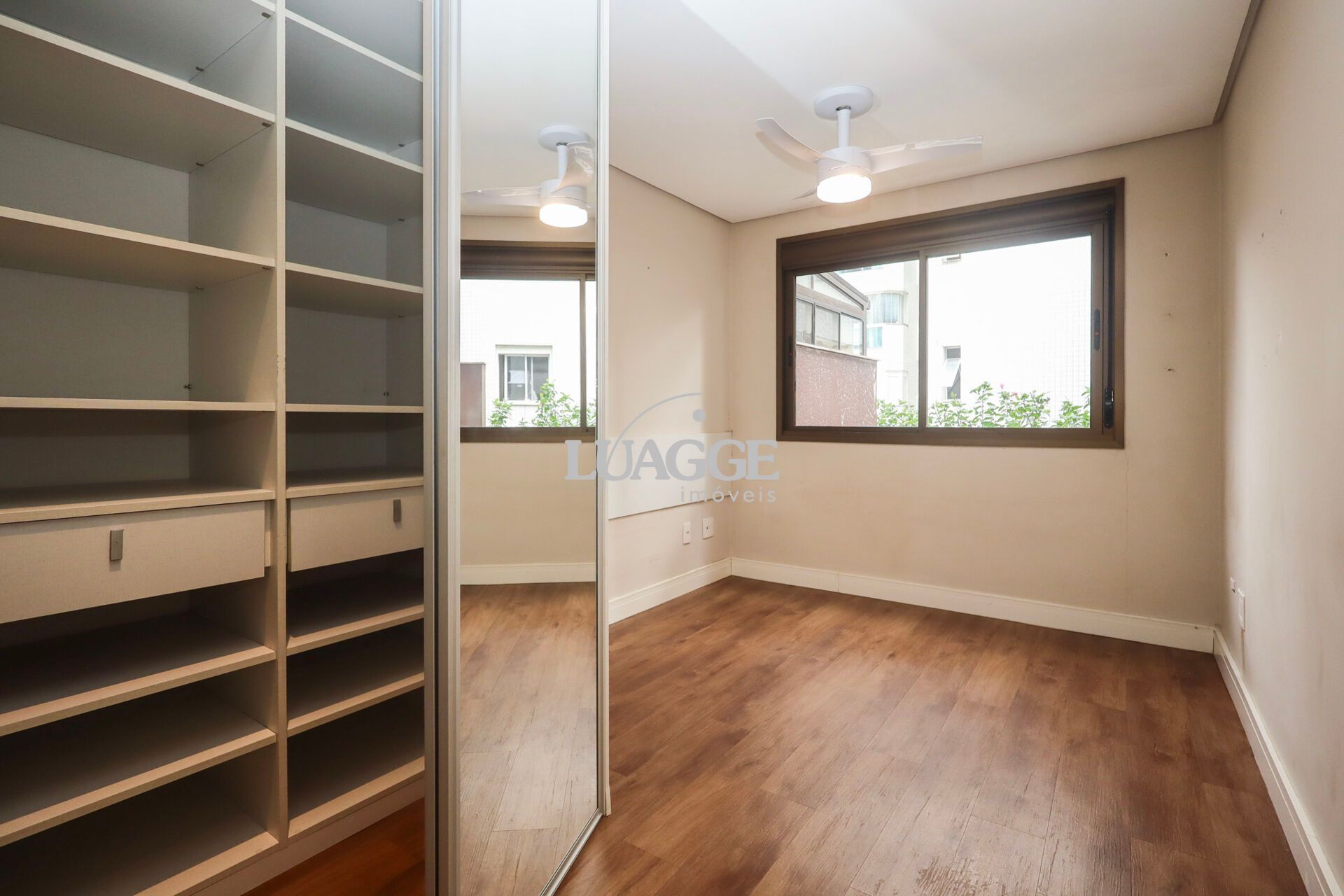 Depósito-Galpão-Armazém à venda com 1 quarto, 61m² - Foto 9