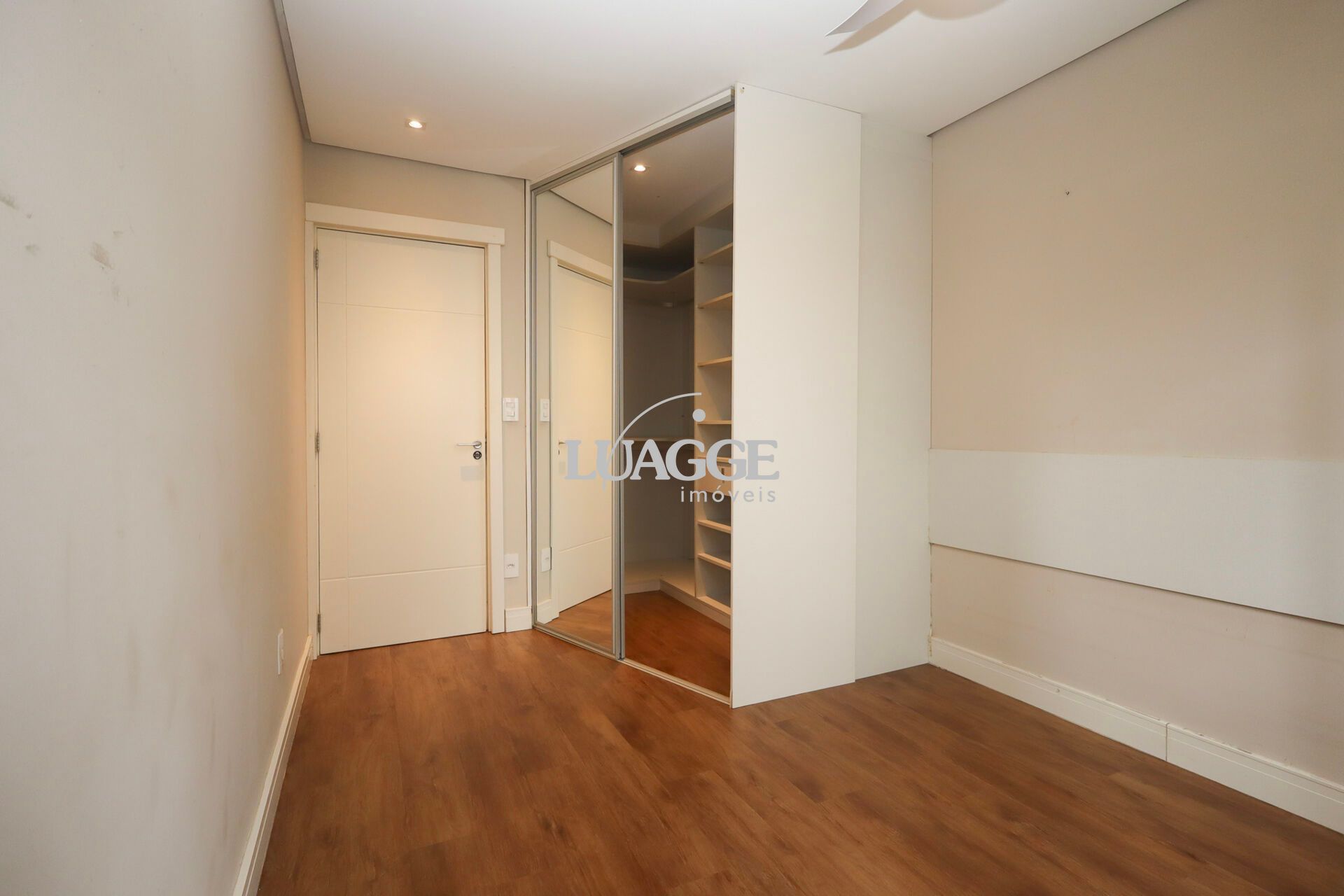 Depósito-Galpão-Armazém à venda com 1 quarto, 61m² - Foto 11