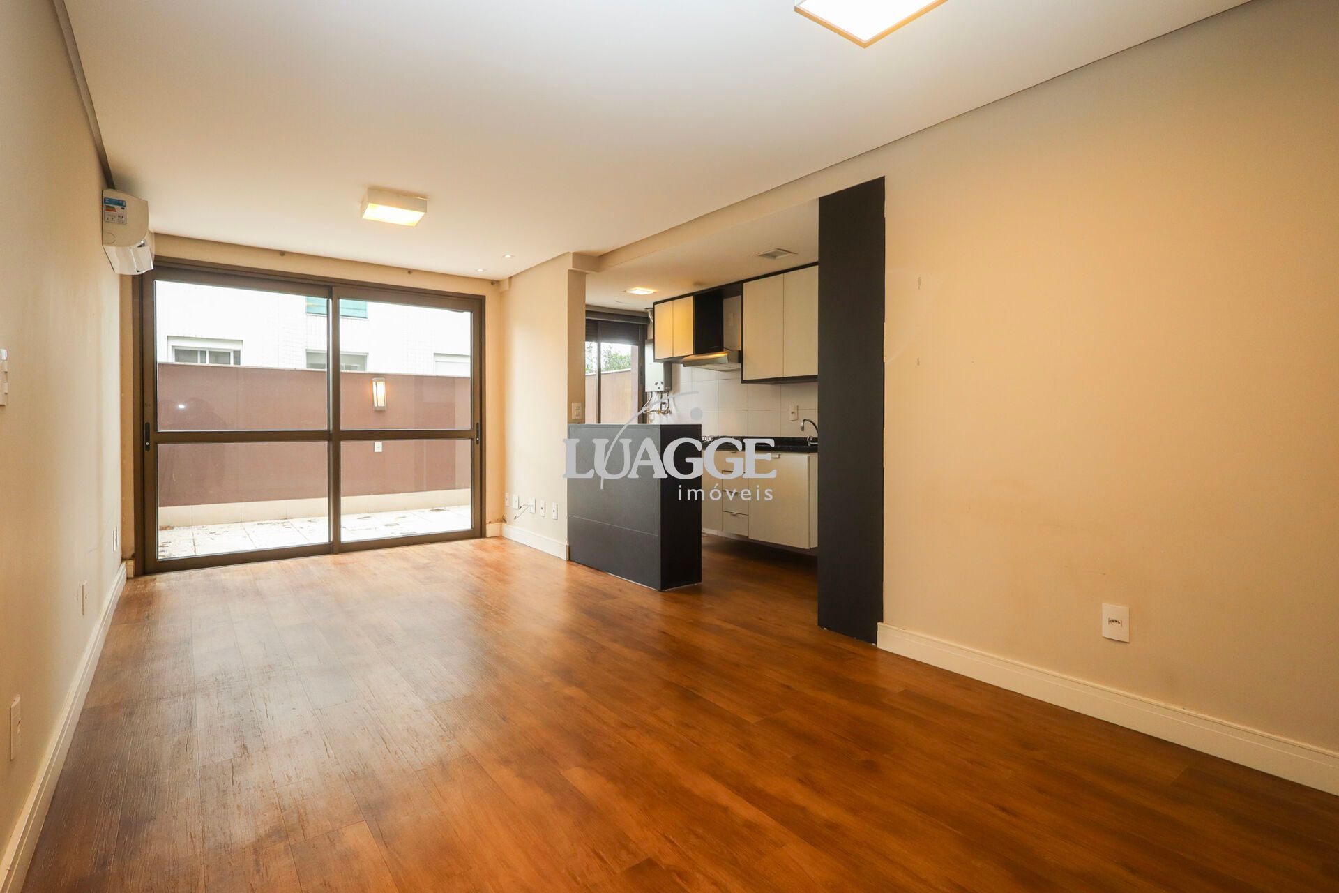 Depósito-Galpão-Armazém à venda com 1 quarto, 61m² - Foto 1