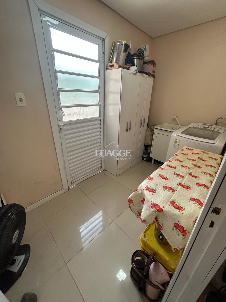Casa à venda com 4 quartos, 164m² - Foto 11