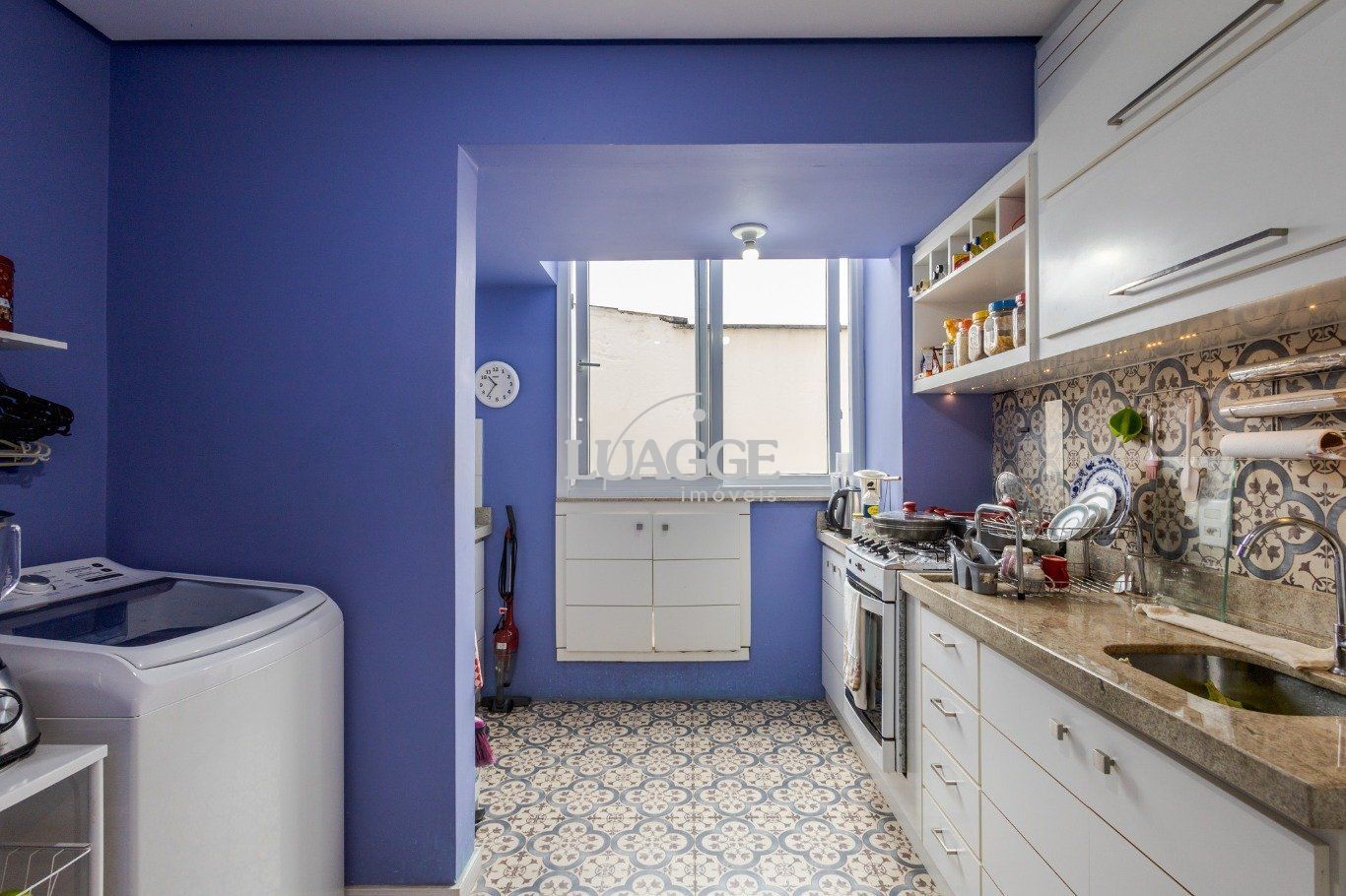 Apartamento à venda com 2 quartos, 70m² - Foto 6