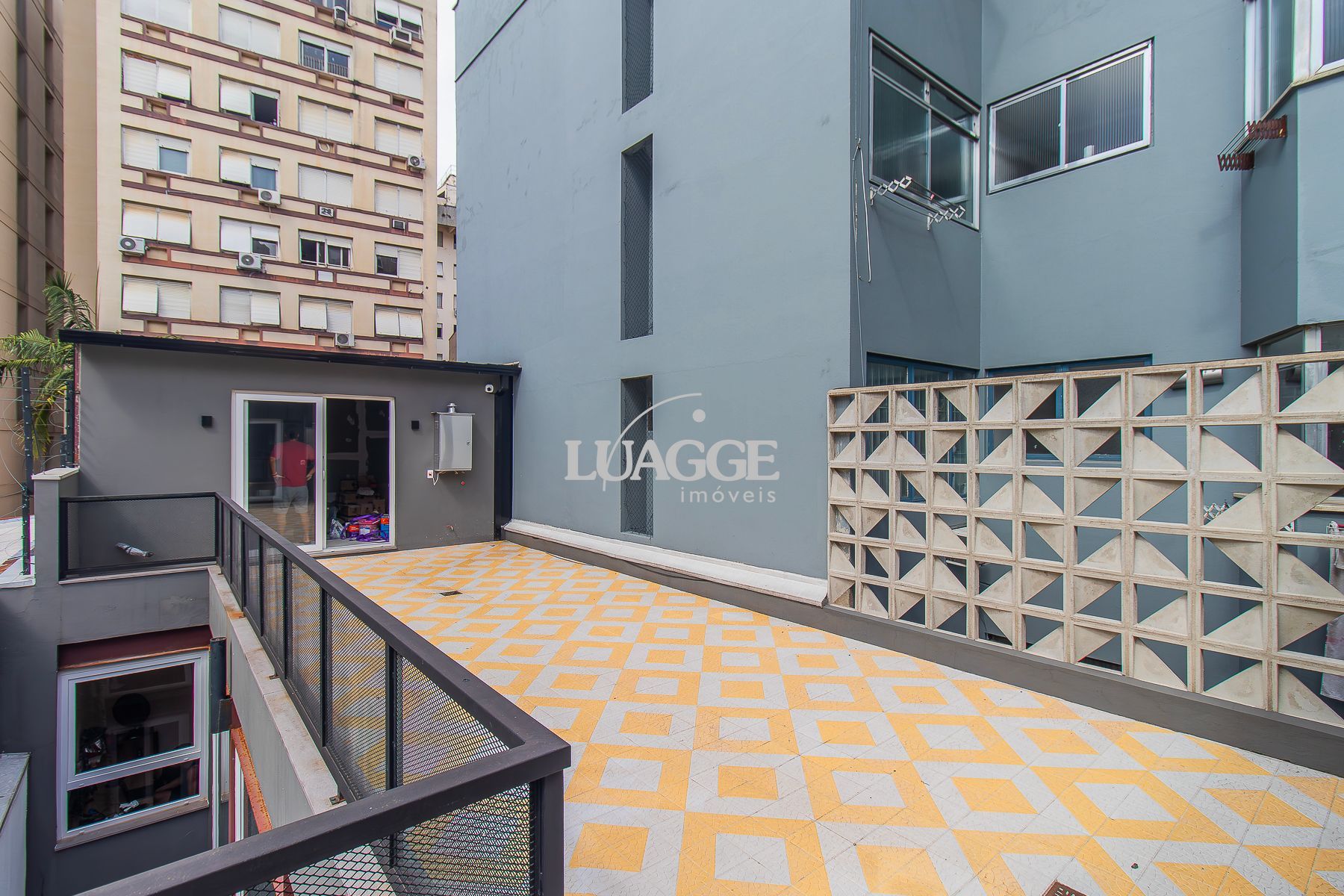 Casa à venda com 4 quartos, 2m² - Foto 37