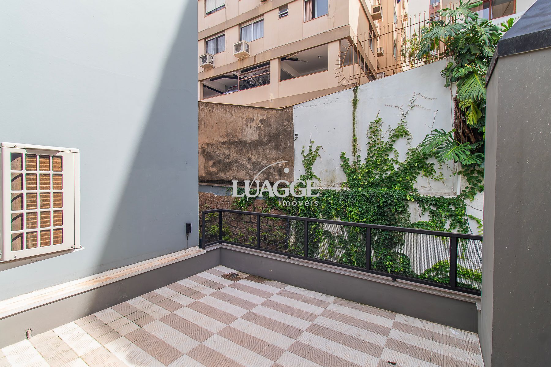 Casa à venda com 4 quartos, 2m² - Foto 27