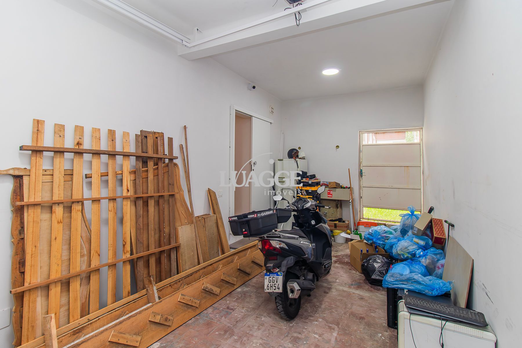 Casa à venda com 4 quartos, 2m² - Foto 38