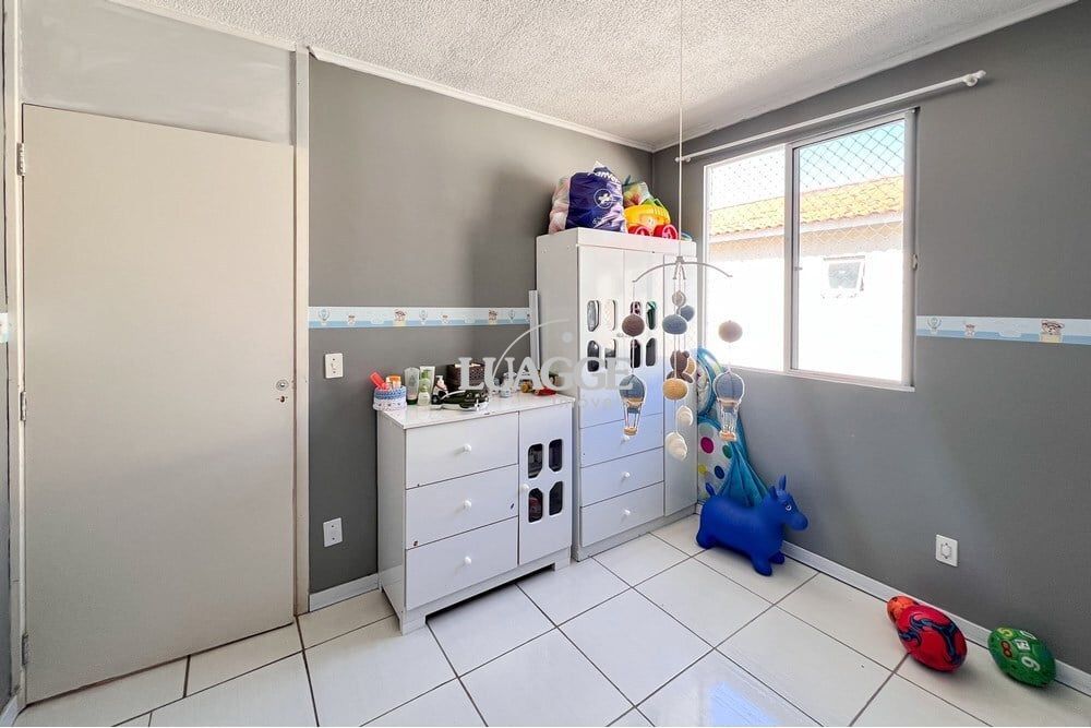 Apartamento à venda com 2 quartos, 45m² - Foto 11