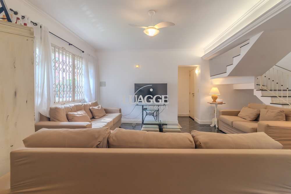 Casa à venda com 3 quartos, 379m² - Foto 32