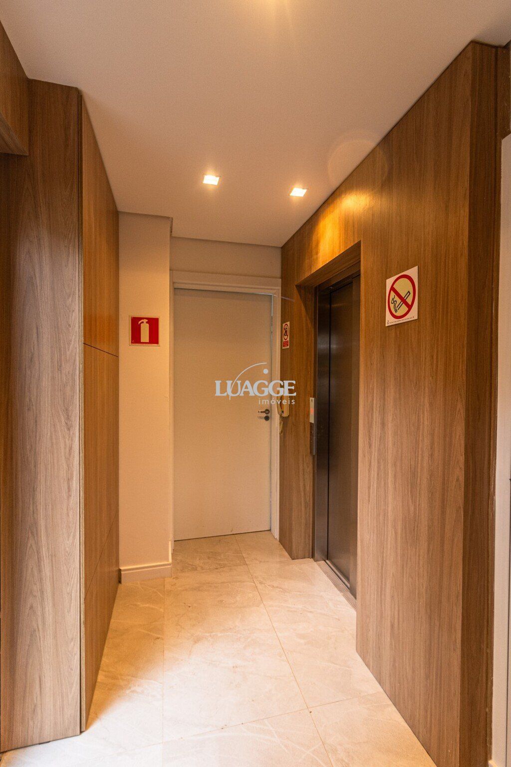 Depósito-Galpão-Armazém à venda com 2 quartos, 159m² - Foto 7