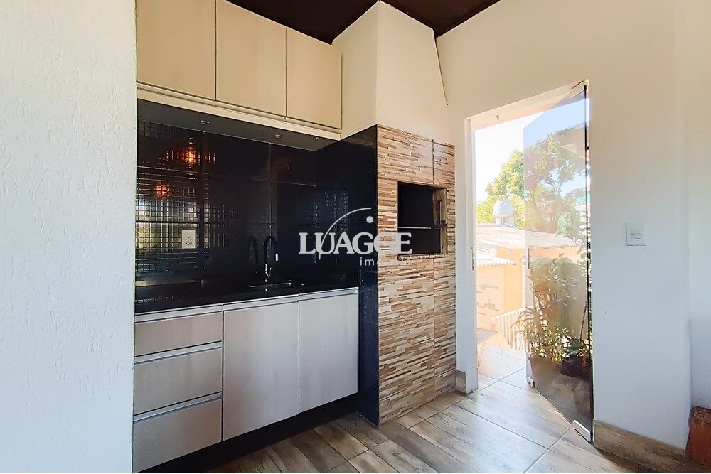 Casa à venda com 7 quartos, 255m² - Foto 18