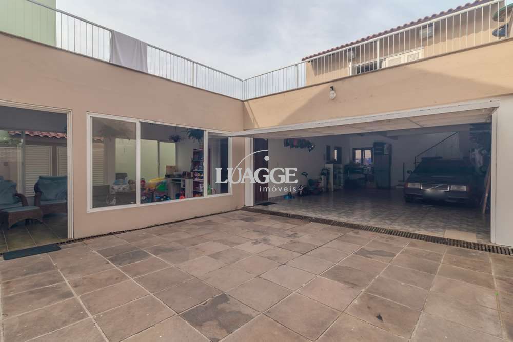 Casa à venda com 3 quartos, 379m² - Foto 16