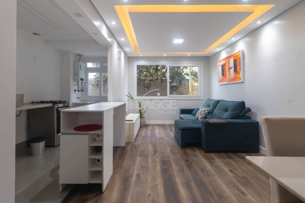Apartamento à venda com 2 quartos, 62m² - Foto 1
