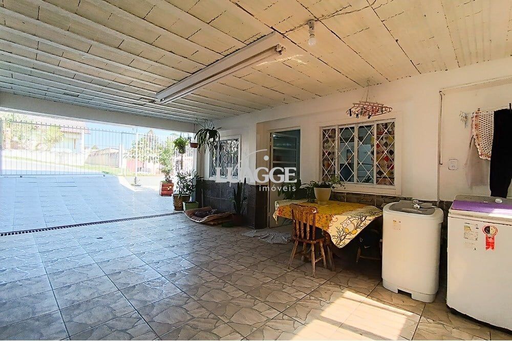 Casa à venda com 7 quartos, 255m² - Foto 4