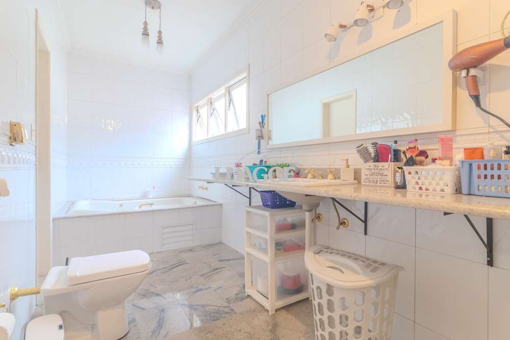 Casa à venda com 3 quartos, 379m² - Foto 25