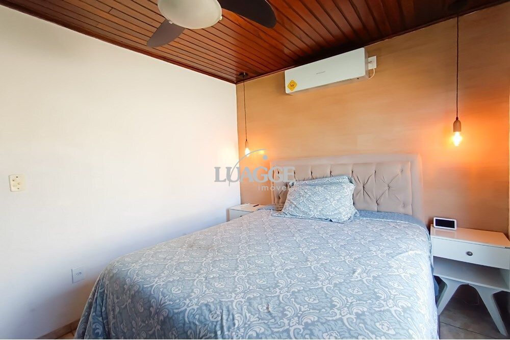 Casa à venda com 7 quartos, 255m² - Foto 54