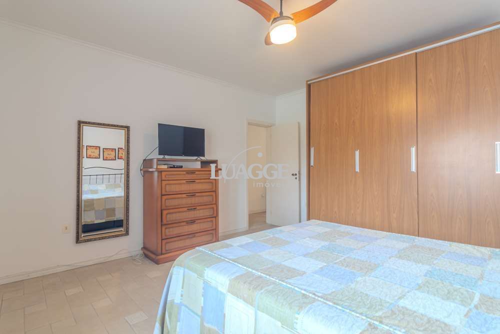 Casa à venda com 3 quartos, 379m² - Foto 15