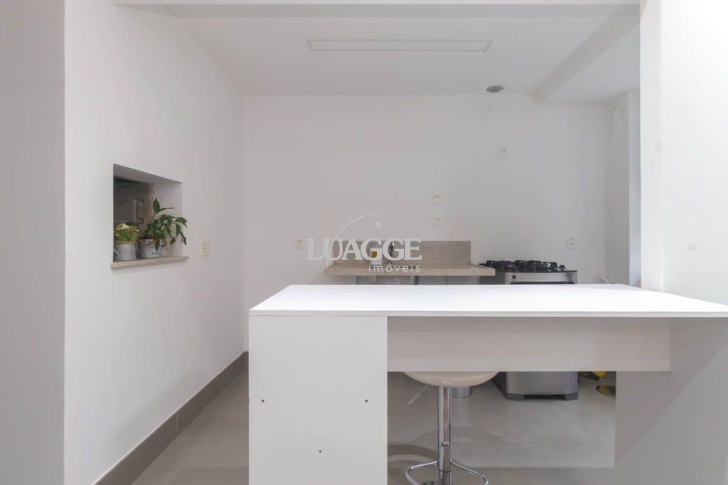 Apartamento à venda com 2 quartos, 62m² - Foto 23