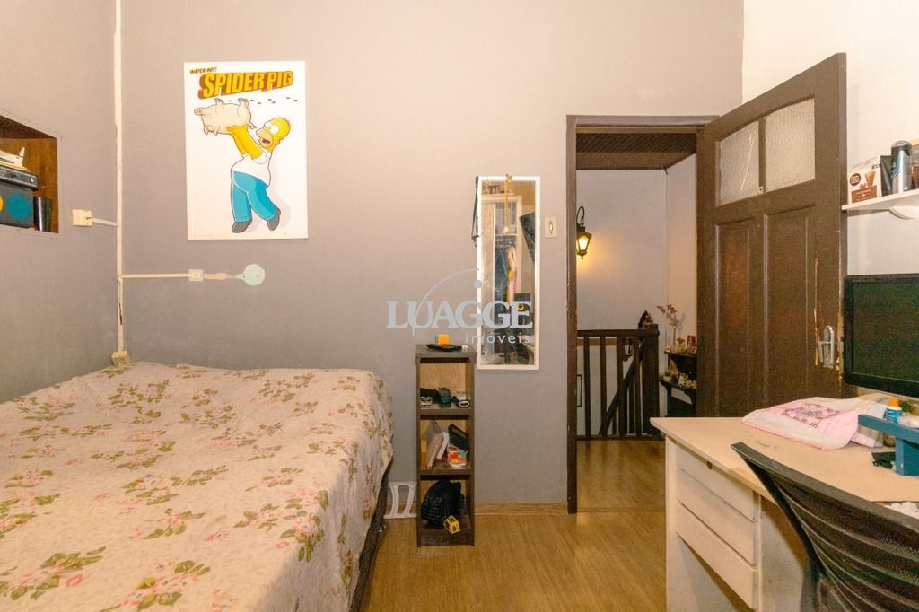 Casa à venda com 3 quartos, 130m² - Foto 3