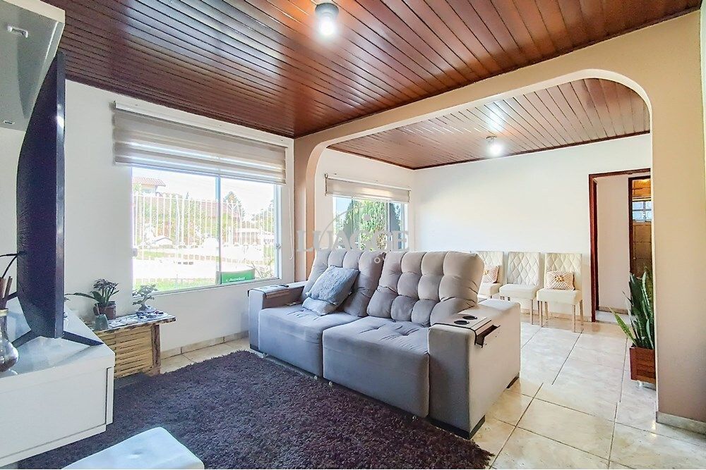 Casa à venda com 7 quartos, 255m² - Foto 48