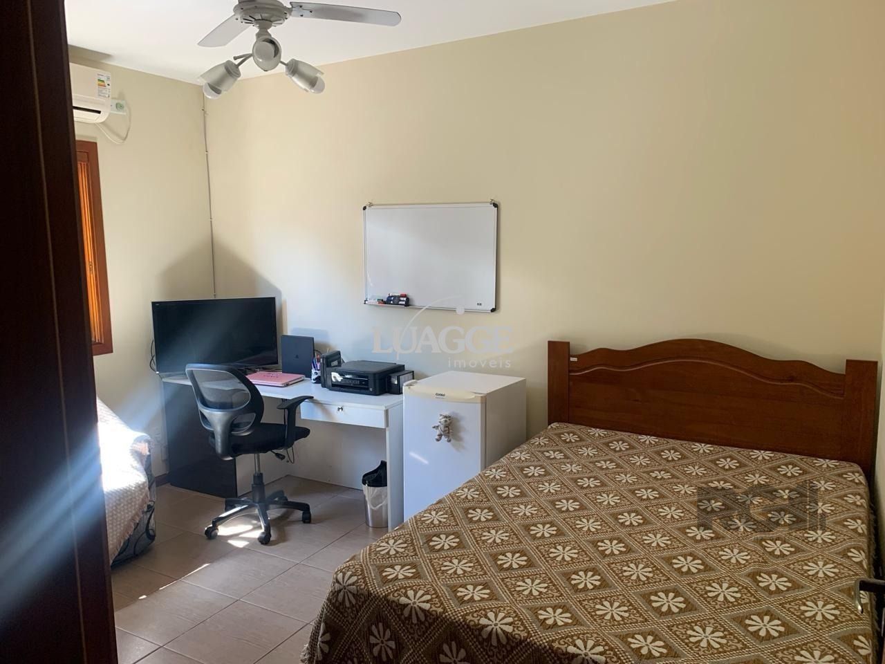 Casa à venda com 3 quartos, 184m² - Foto 14