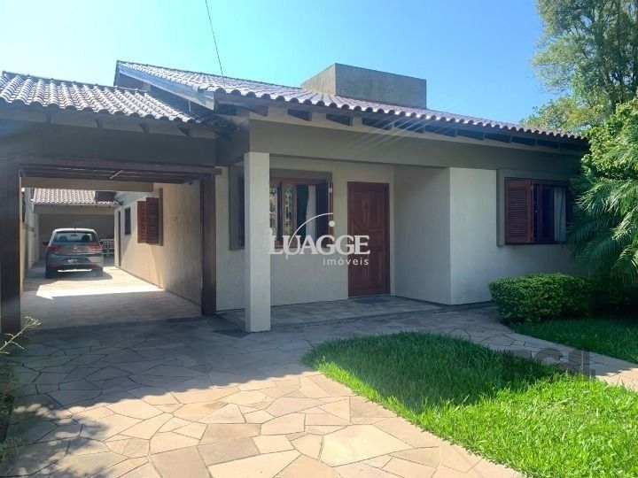 Casa à venda com 3 quartos, 184m² - Foto 1