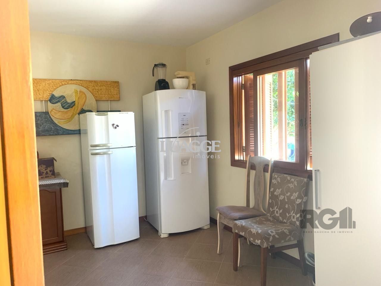 Casa à venda com 3 quartos, 184m² - Foto 9
