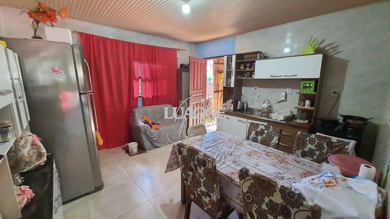 Casa à venda com 3 quartos, 91m² - Foto 4