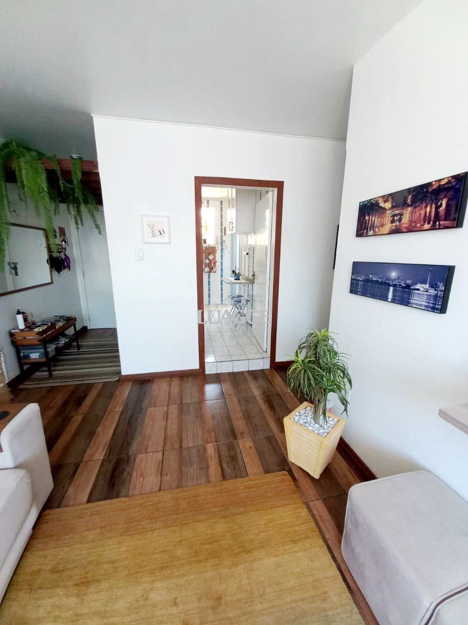 Apartamento à venda com 3 quartos, 77m² - Foto 7