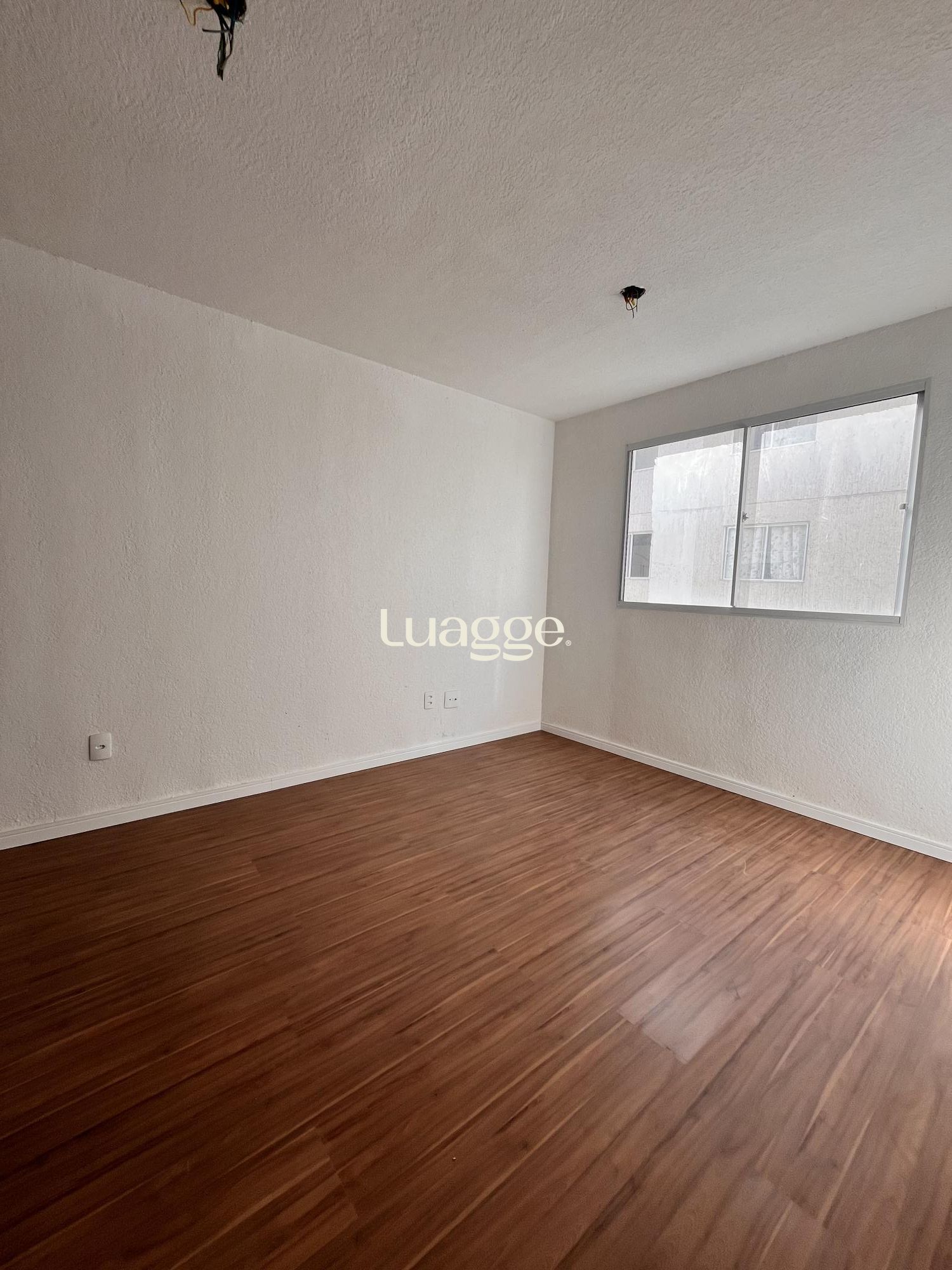Apartamento à venda com 2 quartos, 42m² - Foto 2