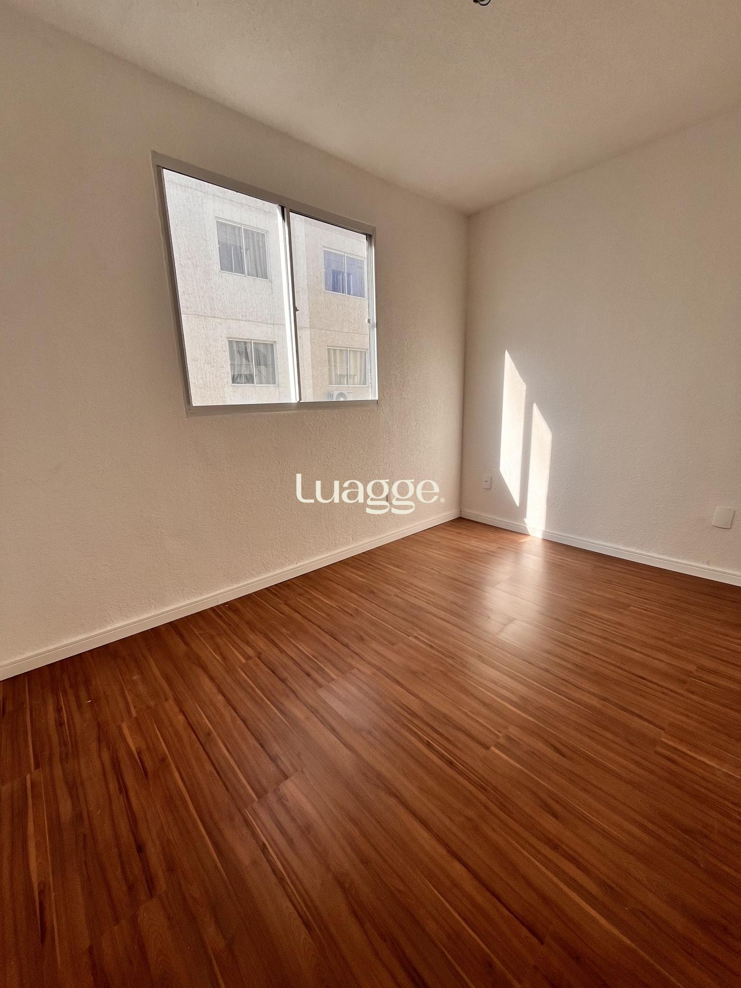 Apartamento à venda com 2 quartos, 42m² - Foto 3